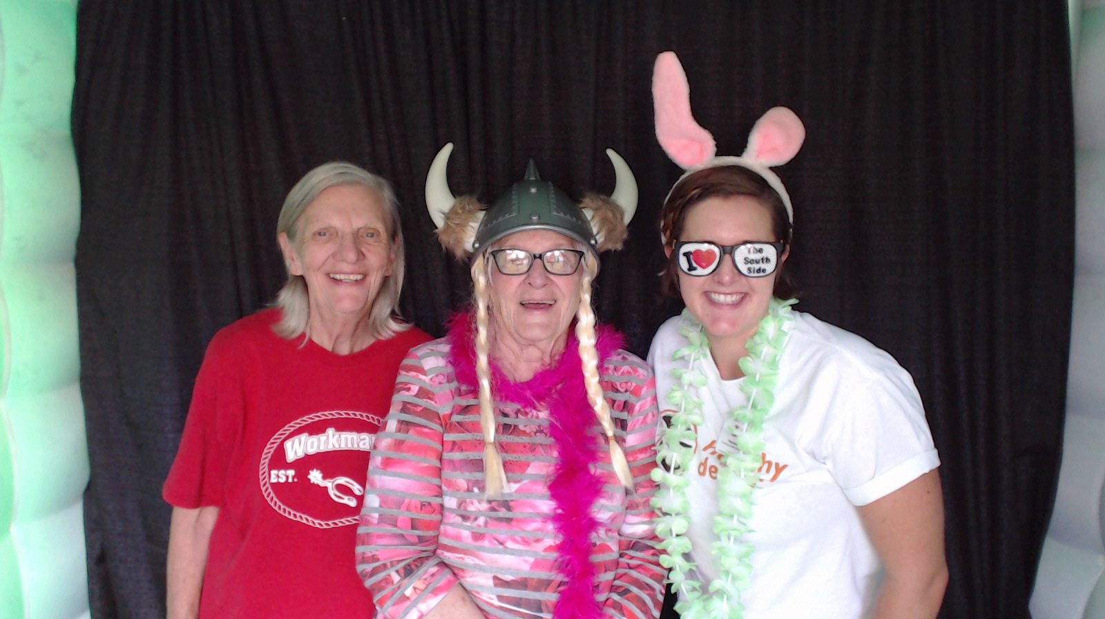 South Side Shines Celebration  | View more photos from the event at gallery.photoboothbillings.com/u/PhotoBoothBillings/South-Side-Shines-Celebration